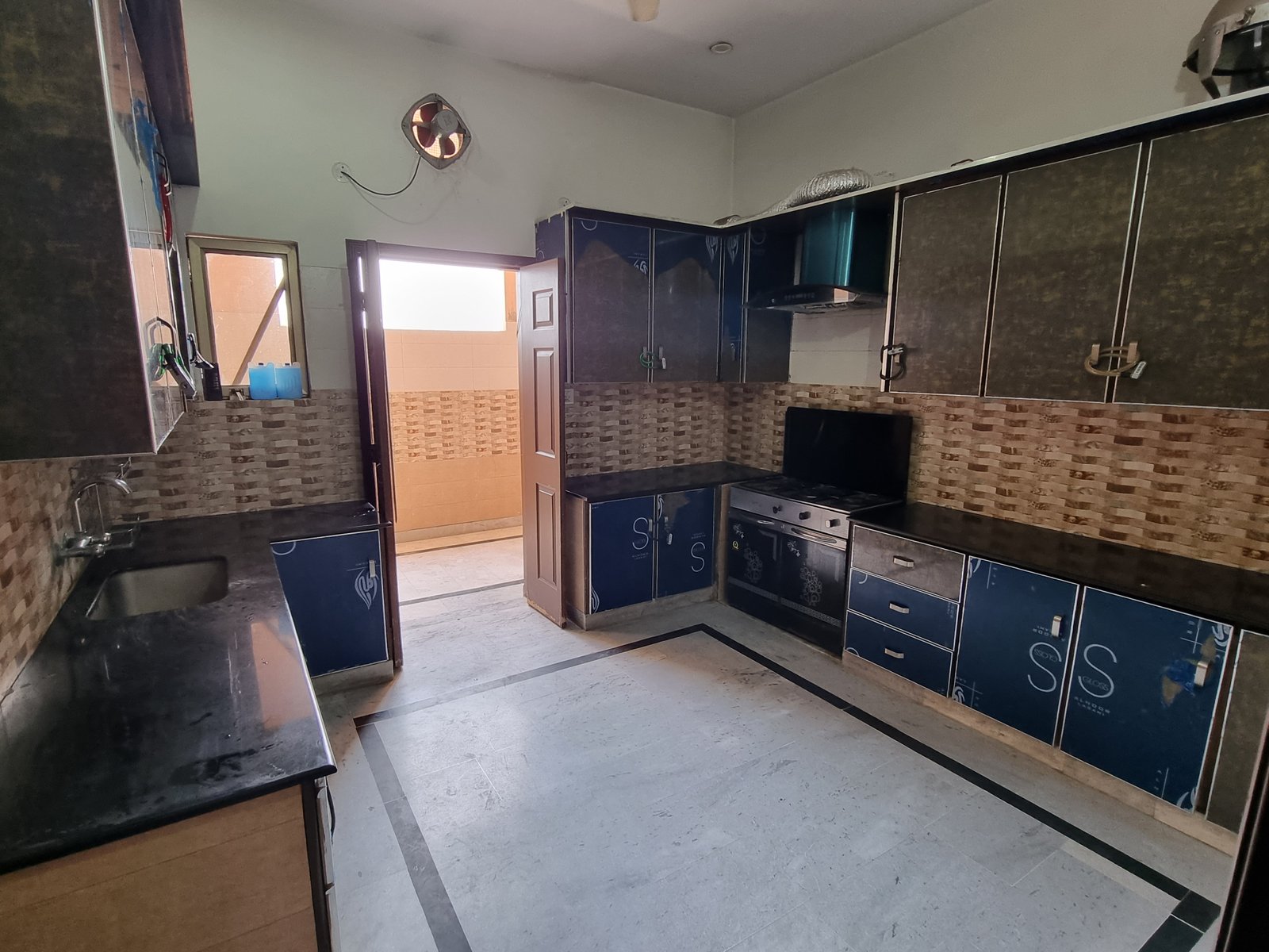 Modern Kitchen
